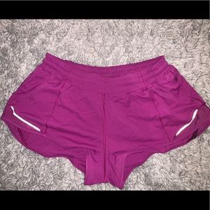 Lululemon Hotty Hot 2.5 Short